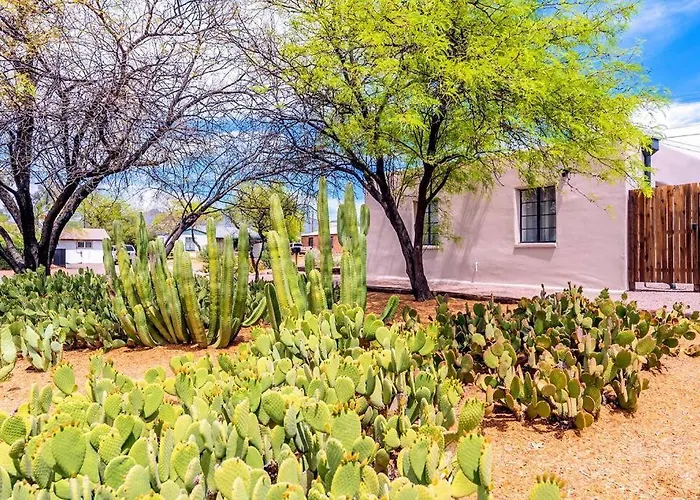 Holiday home Casa Hermosa - Cute & Cozy 2br 1ba Adobe W Firepit Near Ua & Umc